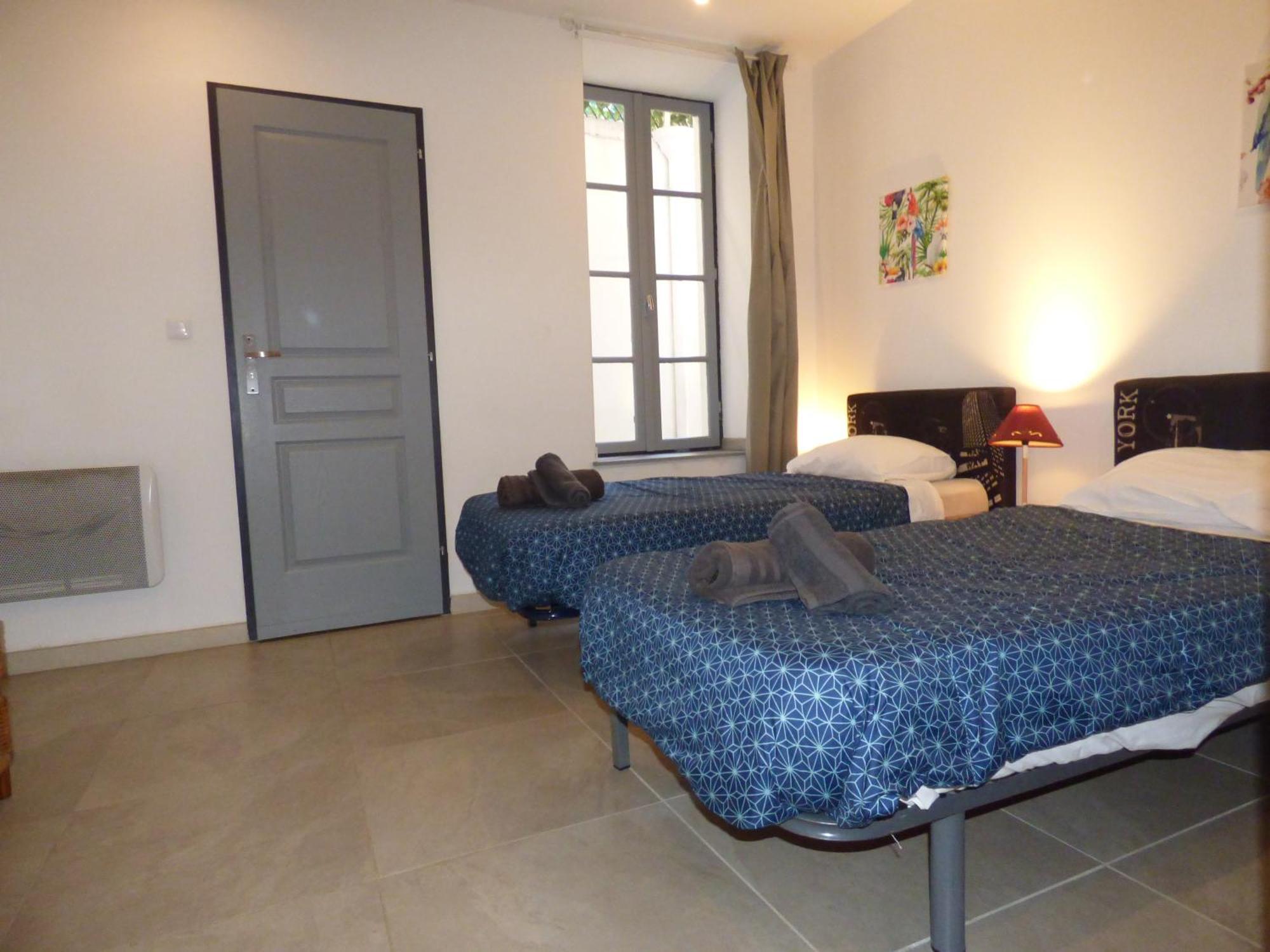 Le Patio: Charming 3-Star Residence in Beziers City Center Exterior photo